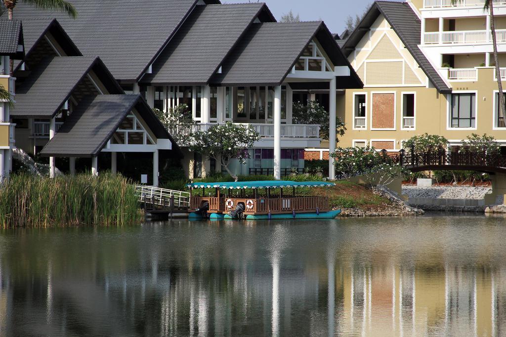 Allamanda Laguna Phuket Apartemen Pantai Bang Tao